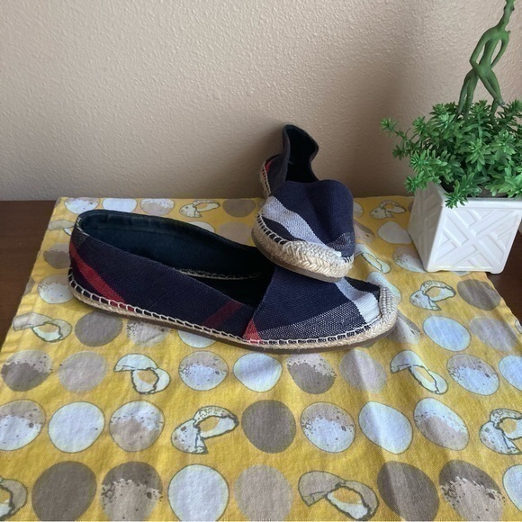Burberry Hodgeson Nova Espadrille Slip Ons Size 39